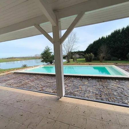 Sheila - Au Bord De L'eau Avec Piscine Prechac (Gers)