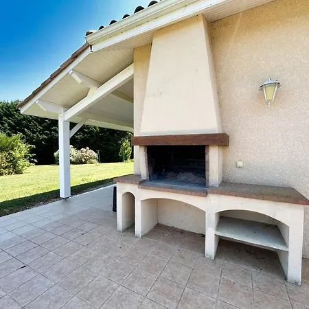 Sheila - Au Bord De L'eau Avec Piscine