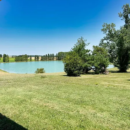Sheila - Au Bord De L'eau Avec Piscine